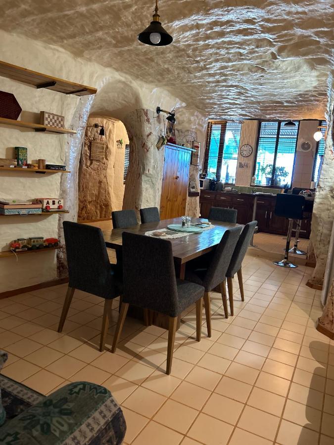 Dinky Di'S Dugout Βίλα Coober Pedy Εξωτερικό φωτογραφία