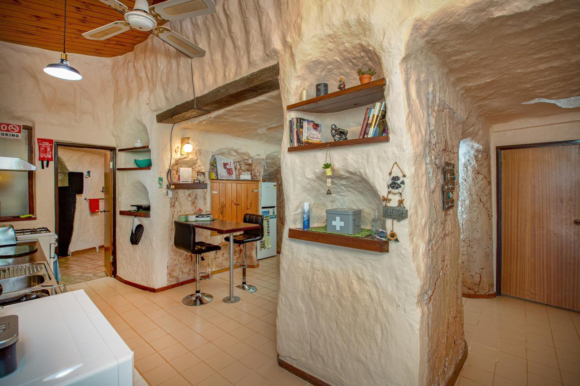 Dinky Di'S Dugout Βίλα Coober Pedy Εξωτερικό φωτογραφία